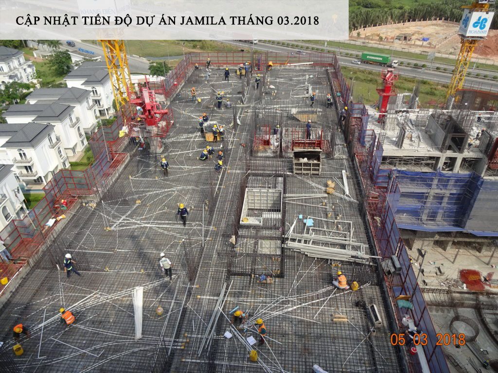 Block B đang thi công Coppha với lượng công nhân tập trung lớn. Ảnh Khang Điền HCM