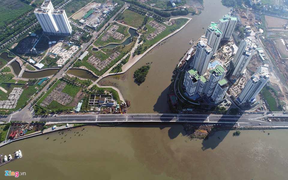 Điểm đầu của cầu tiếp nối đường ven sông Sài Gòn trong khu dân cư 30 ha phường Bình Khánh. Điểm cuối tiếp nối đường ven sông Sài Gòn phía phường Thạnh Mỹ Lợi - Khang Điền HCM