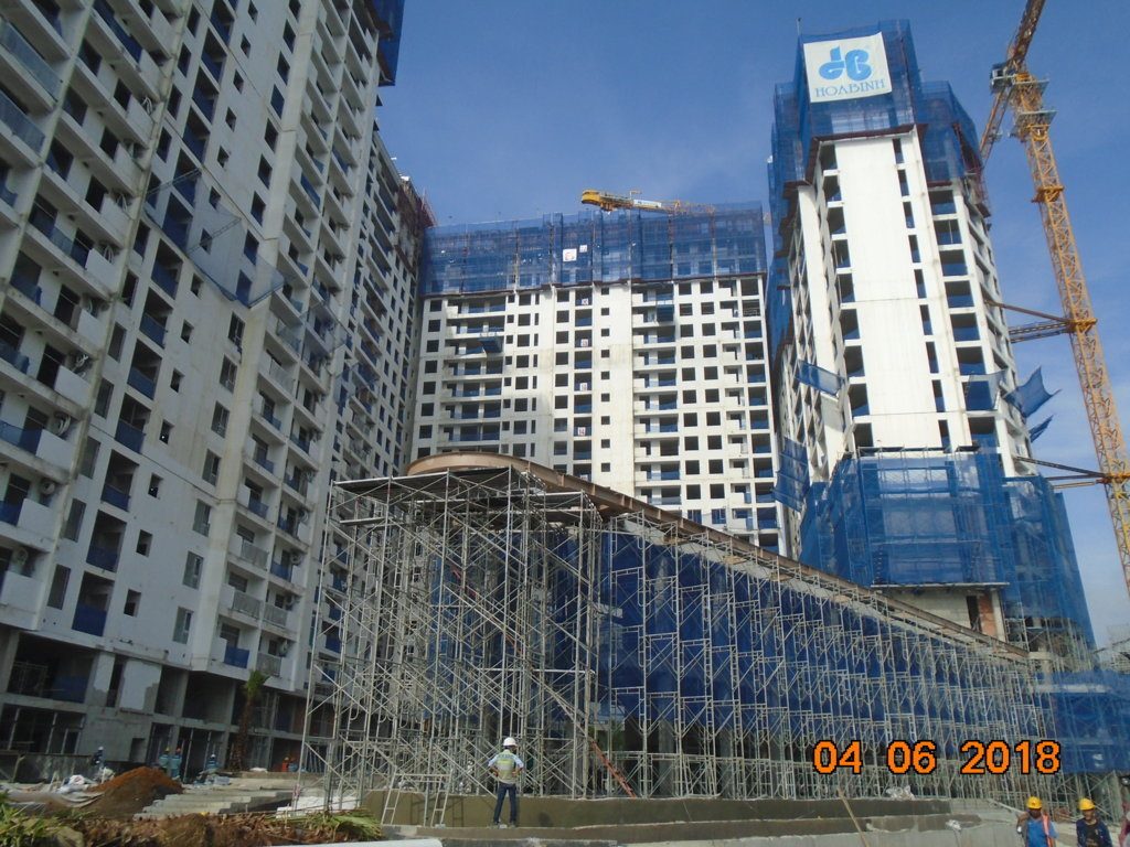 Đơn vị xây dựng Hòa Bình đang hoàn thiện dự án Jamila Khang Điền