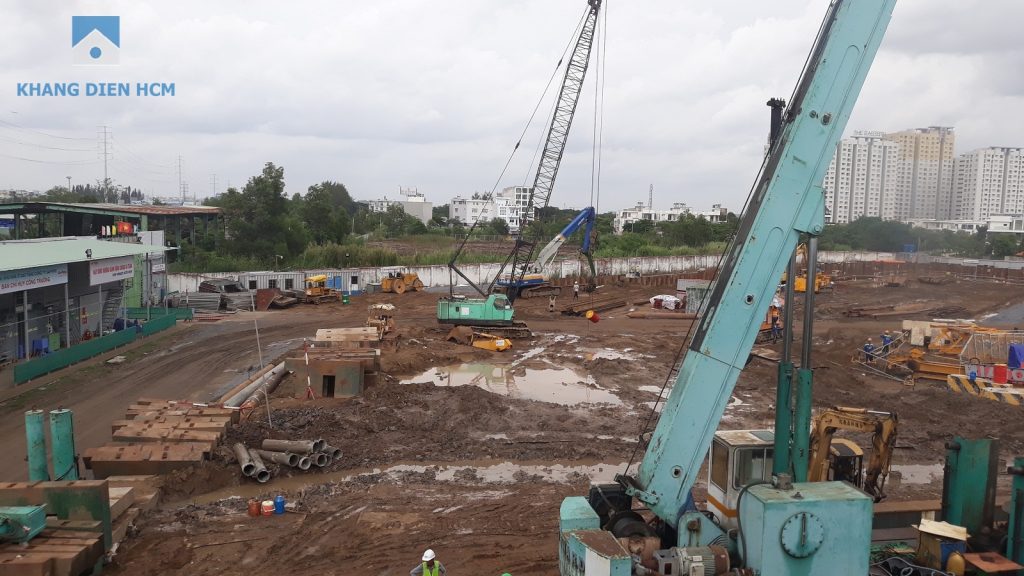 Nhà thầu An Phong đang thi công ép cọc nhồi tại dự án Sapphira Khang Điền