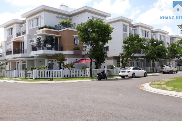 Những cư dân đầu tiên về sinh sông tại Block L - Khang Điền HCM