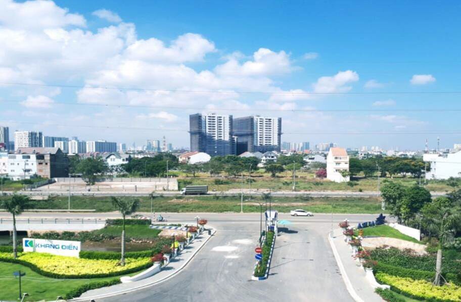 Cây cầu rộng 30m nối đường Võ Chí Công với dự án Safira sẽ là đường chính đi vào dự án sau này - Khang Điền HCM