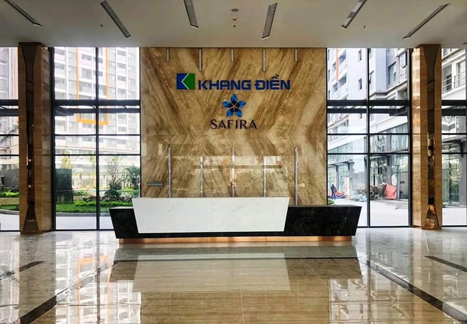 Sảnh chính căn hộ Safira được thiết kế và thi công bằng đá Marble sang trọng và tinh tế - Khang Điền HCM