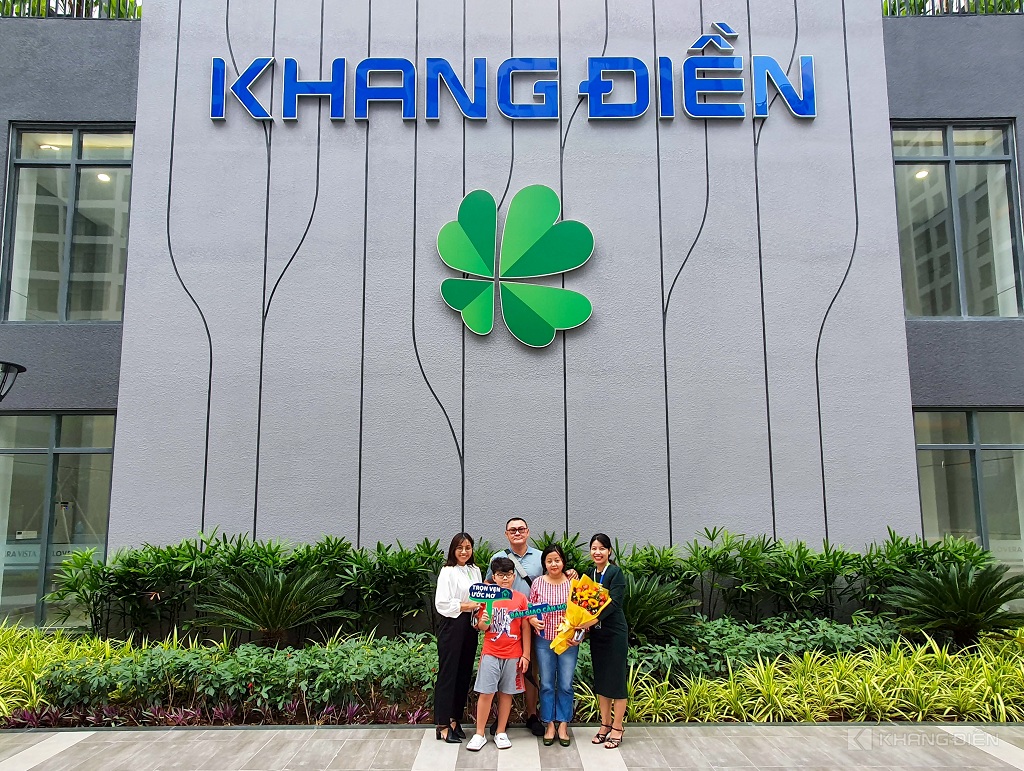 Khách hàng bất ngờ trước sự chỉnh chu và nhiệt tình từ Khang Điền đến đội ngũ bàn giao - Khang Điền HCM