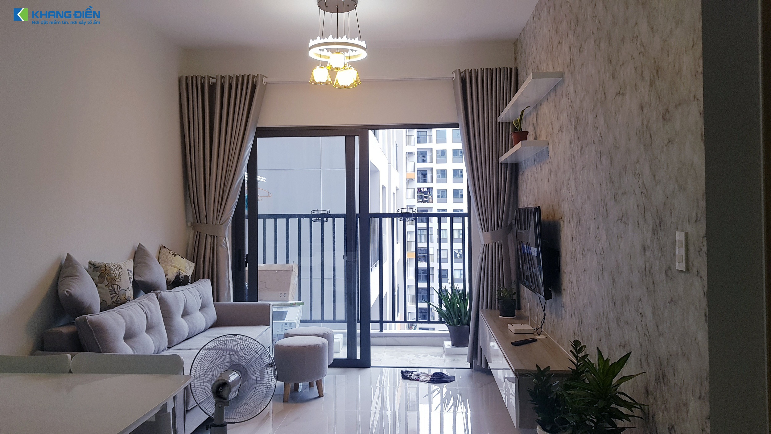Phòng Khách được thiết kế đơn giản nhưng đầy đủ công năng - Khang Điền HCM