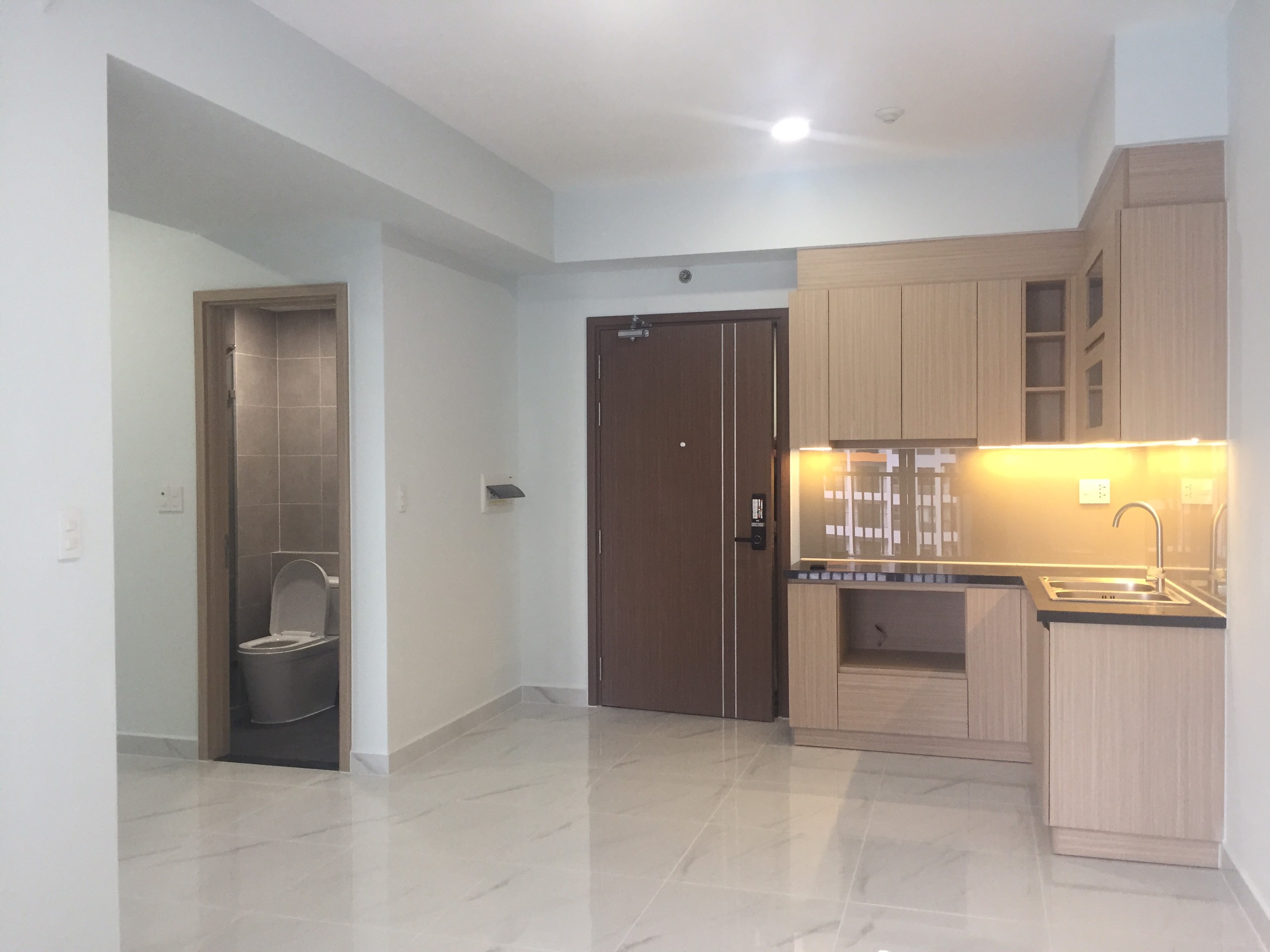 TIEN DO DU AN LOVERA VISTA KHANG DIEN THANG 07-2021 - KHANG DIEN HCM 14 (5) Hiện trạng bàn giao thực tế căn hộ 65.58m2 thiết kế 2PN/2WC tại dự án Lovera Vista - Khang Điền HCM