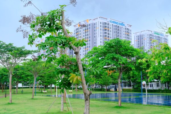 Một góc chụp khác của Lovera Vista từ Sân Tennis công viên trung tâm dự án Lovera Park - Khang Điền HCM